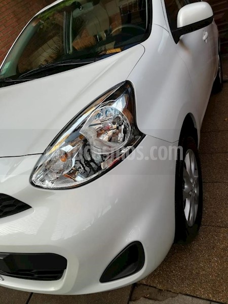 foto Nissan March Active usado