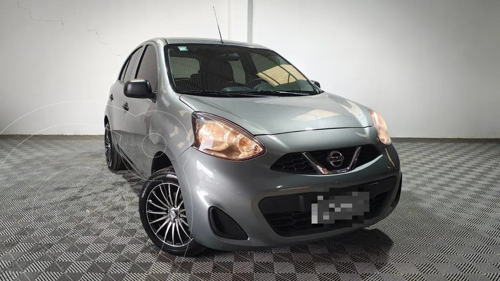 foto Nissan March Active usado (2017) color Gris Oscuro precio $16.856.000