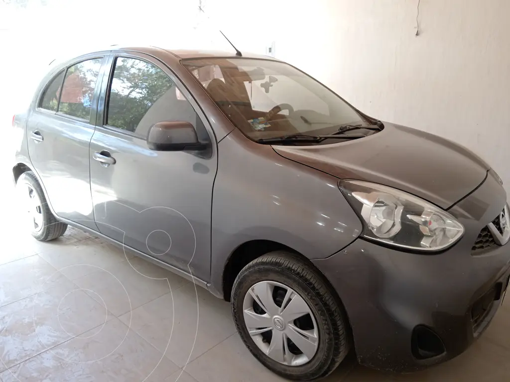 Nissan March Advance usado (2018) color Gris precio $160,000