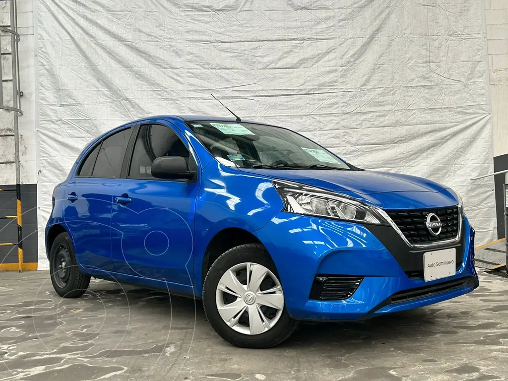 foto Nissan March Sense usado (2022) color Azul precio $219,000