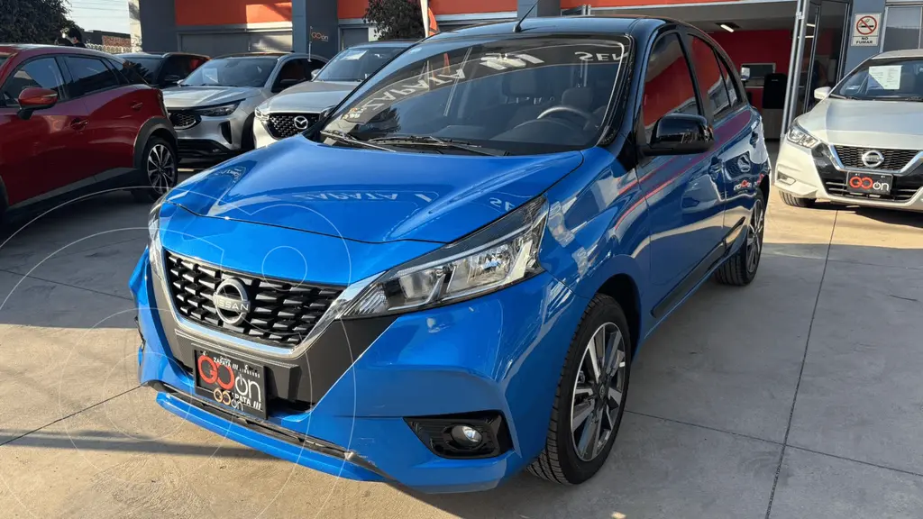 foto Nissan March Advance NAVI usado (2024) color NISMAZUL ZAFIRO precio $285,000