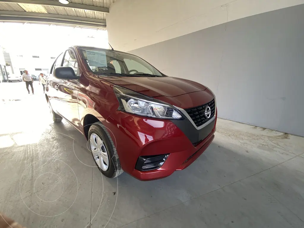 foto Nissan March Sense usado (2025) color Rojo precio $270,000