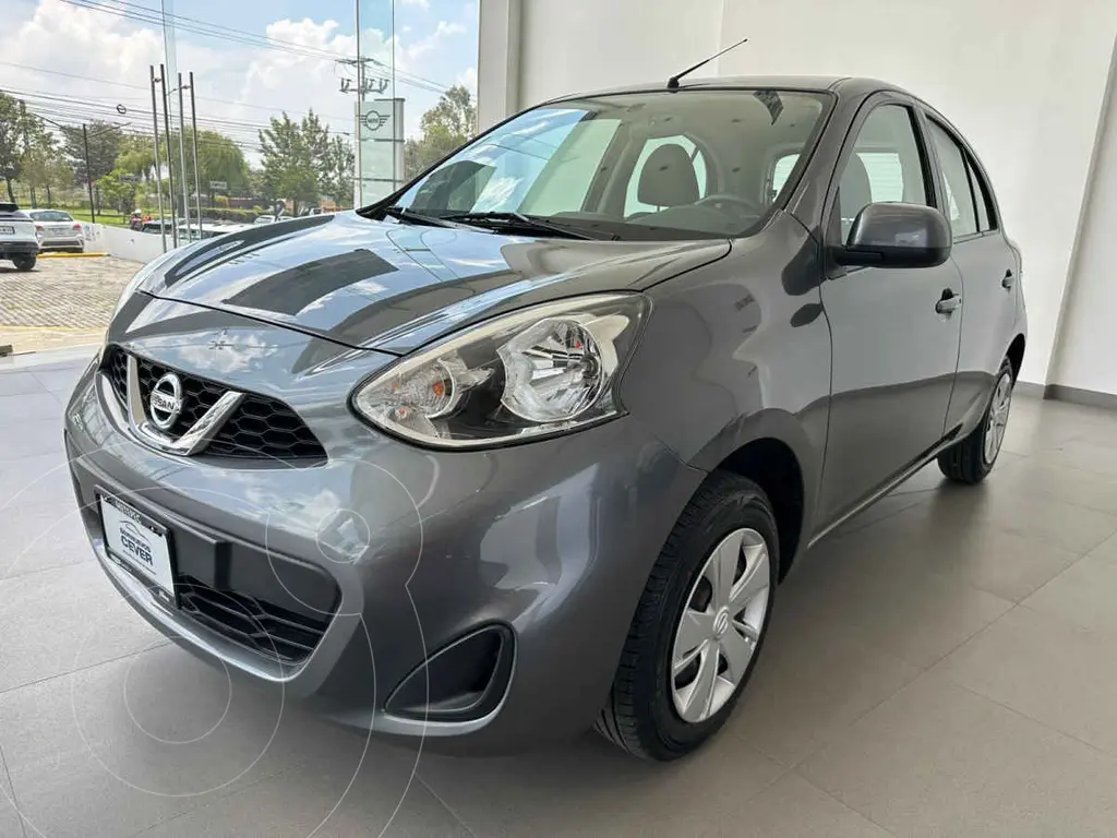 foto Nissan March Sense usado (2020) color Gris precio $187,000