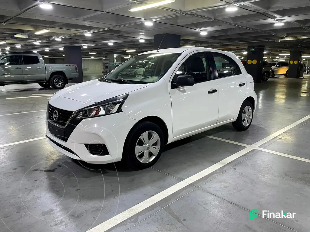 foto Nissan March Sense usado (2023) color Blanco precio $222,000
