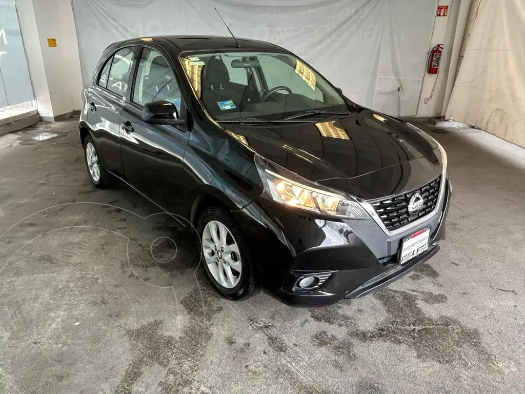 foto Nissan March Advance usado (2021) color Negro precio $210,800