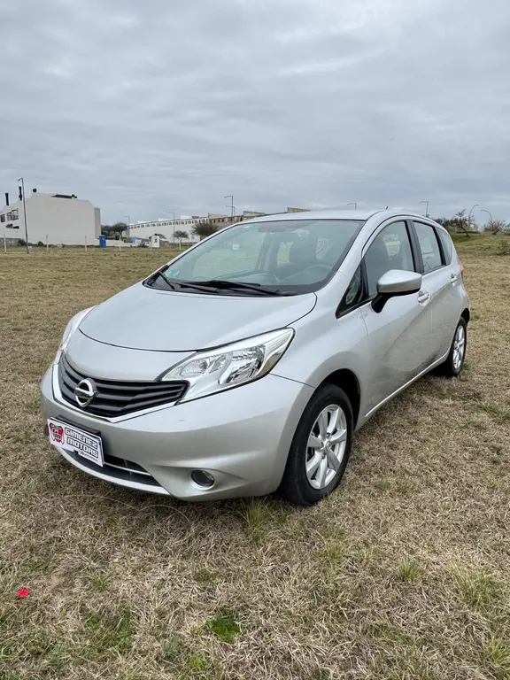 Nissan Note Sense Cvt (1598 Cc) 2017 - foto 1