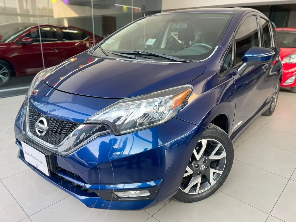 foto Nissan Note SR Aut usado (2018) color Azul precio $280,000