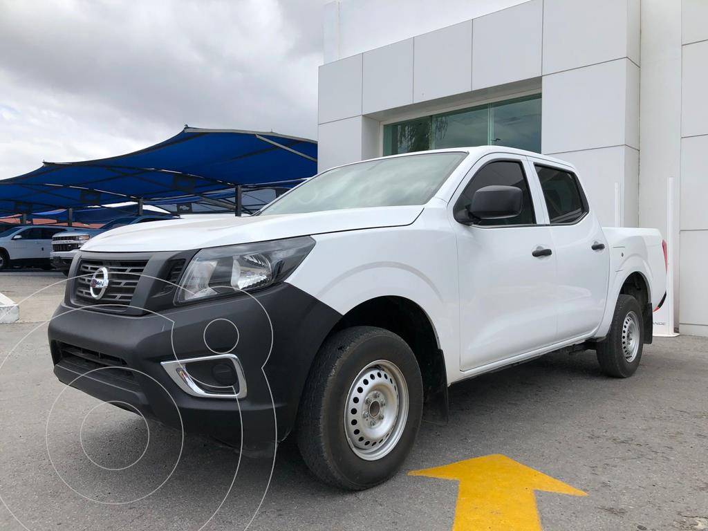 foto Nissan NP300 Doble Cabina S usado (2019) color Blanco precio $311,000