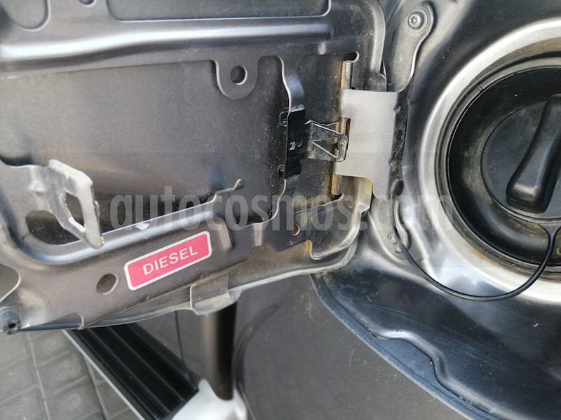 foto Nissan NP300 Frontier LE Diesel 4x4 A/A Aut usado