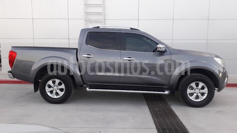 foto Nissan NP300 Frontier LE A/A usado (2019) color Gris precio $320,000
