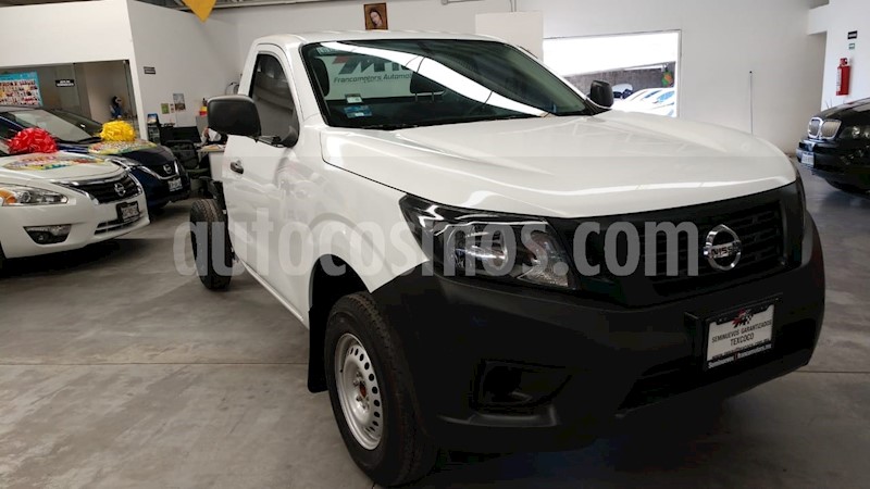 foto Nissan NP300 2.4L Chasis Dh Paquete de seguridad usado