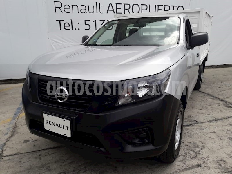 foto Nissan NP300 2.4L Estacas Dh usado