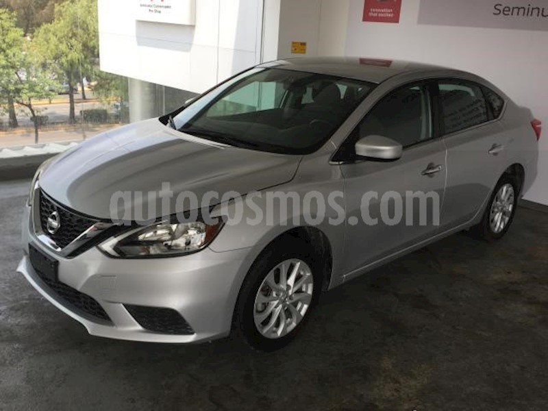 foto Nissan Sentra 4p Sense L4/1.8 Aut usado