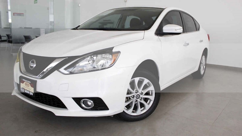 foto Nissan Sentra Advance Aut usado