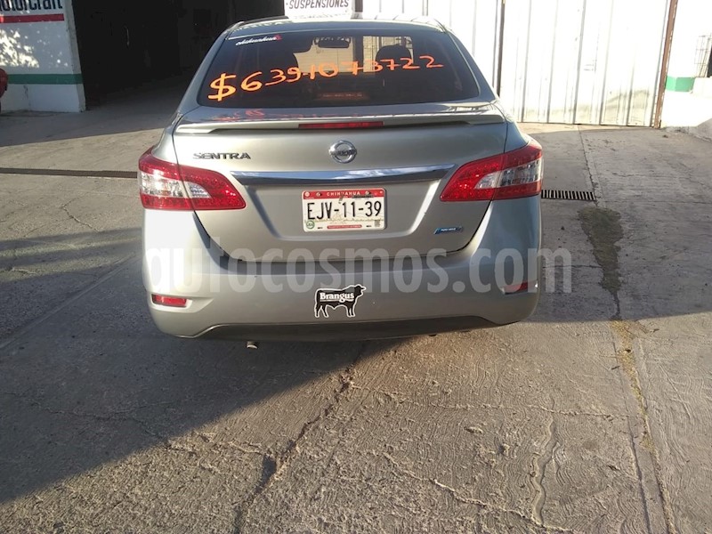 foto Nissan Sentra Advance usado
