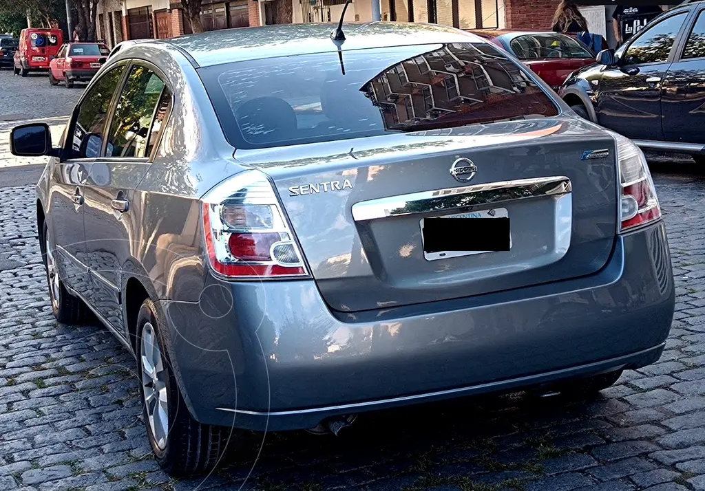 foto Nissan Sentra Tekna CVT usado (2012) color Gris precio u$s8.900