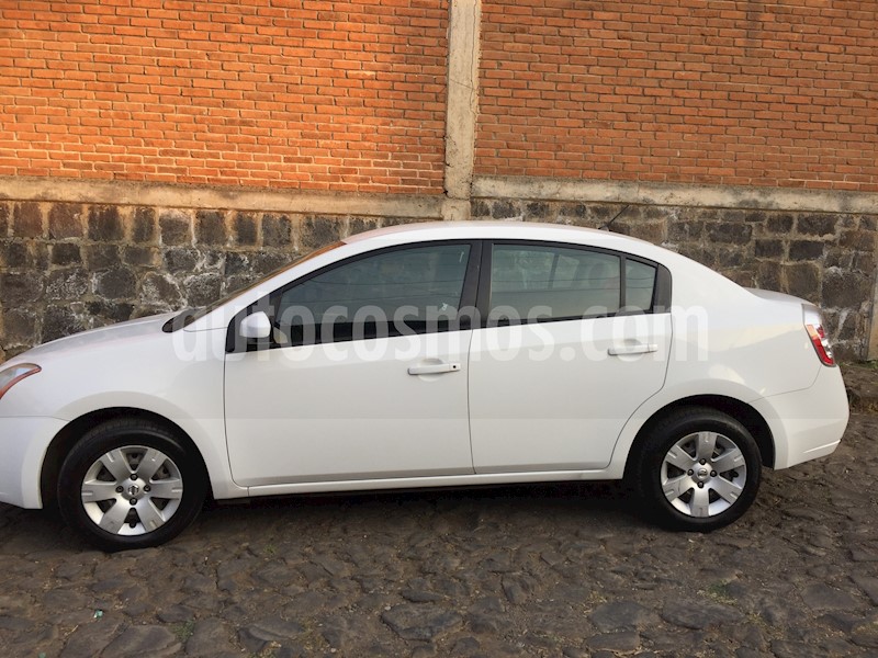 foto Nissan Sentra Emotion usado