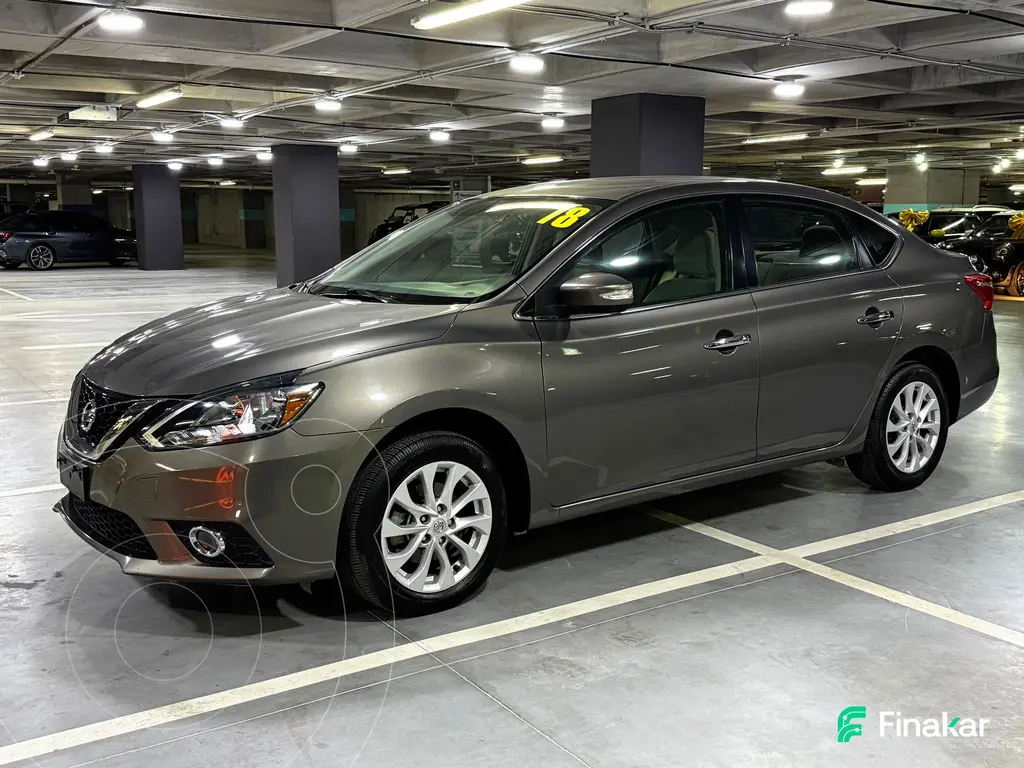 foto Nissan Sentra Advance usado (2018) color Gris Oscuro precio $219,000