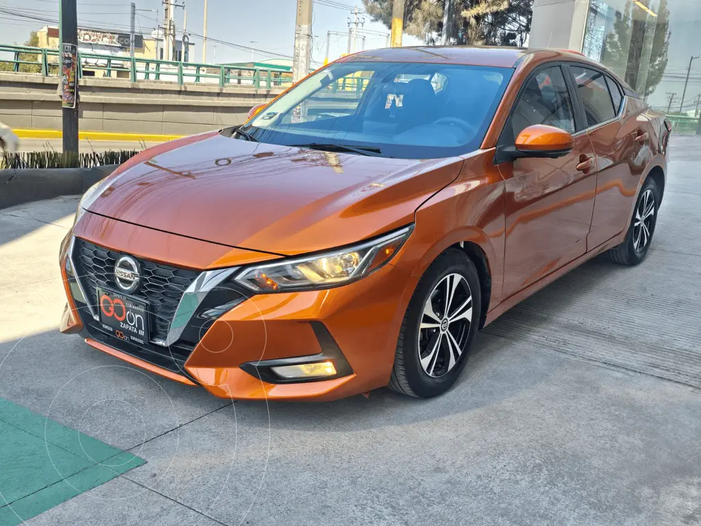foto Nissan Sentra Advance usado (2022) color NIS SN NARANJA SOLAR precio $319,000