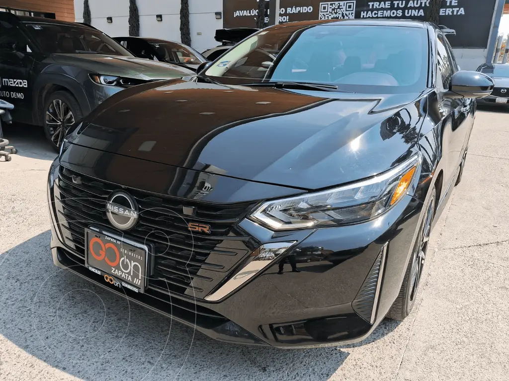 foto Nissan Sentra SR usado (2024) color NIS ANEGRO precio $445,000