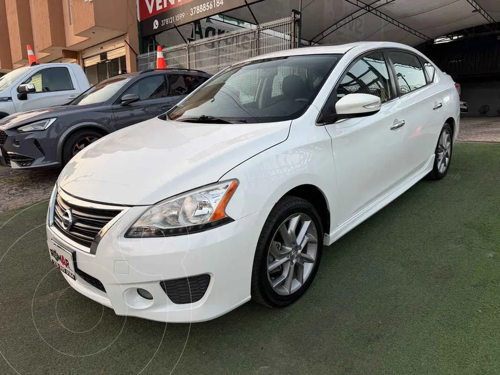 foto Nissan Sentra SR Aut NAVI usado (2016) color Blanco precio $169,999