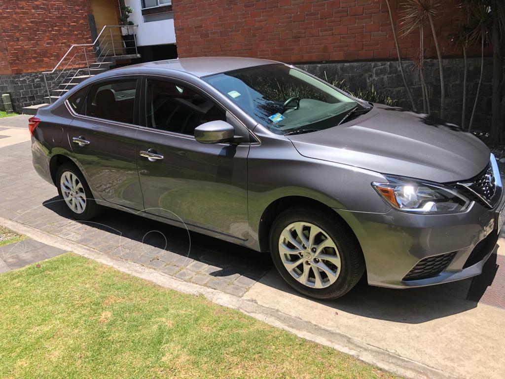 Nissan Sentra Sense usado (2018) color Gris Oxford precio 225,000