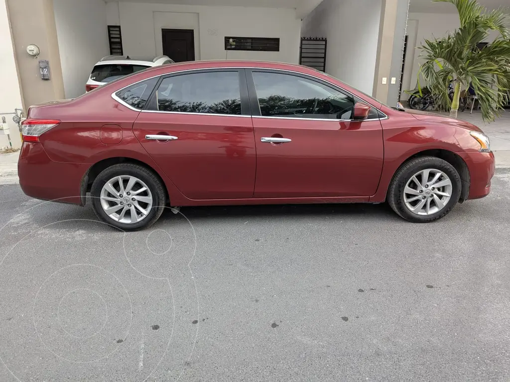 Nissan Sentra Sense CVT 2016