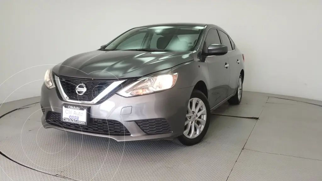 Nissan Sentra Sense usado (2019) color plateado precio $238,000