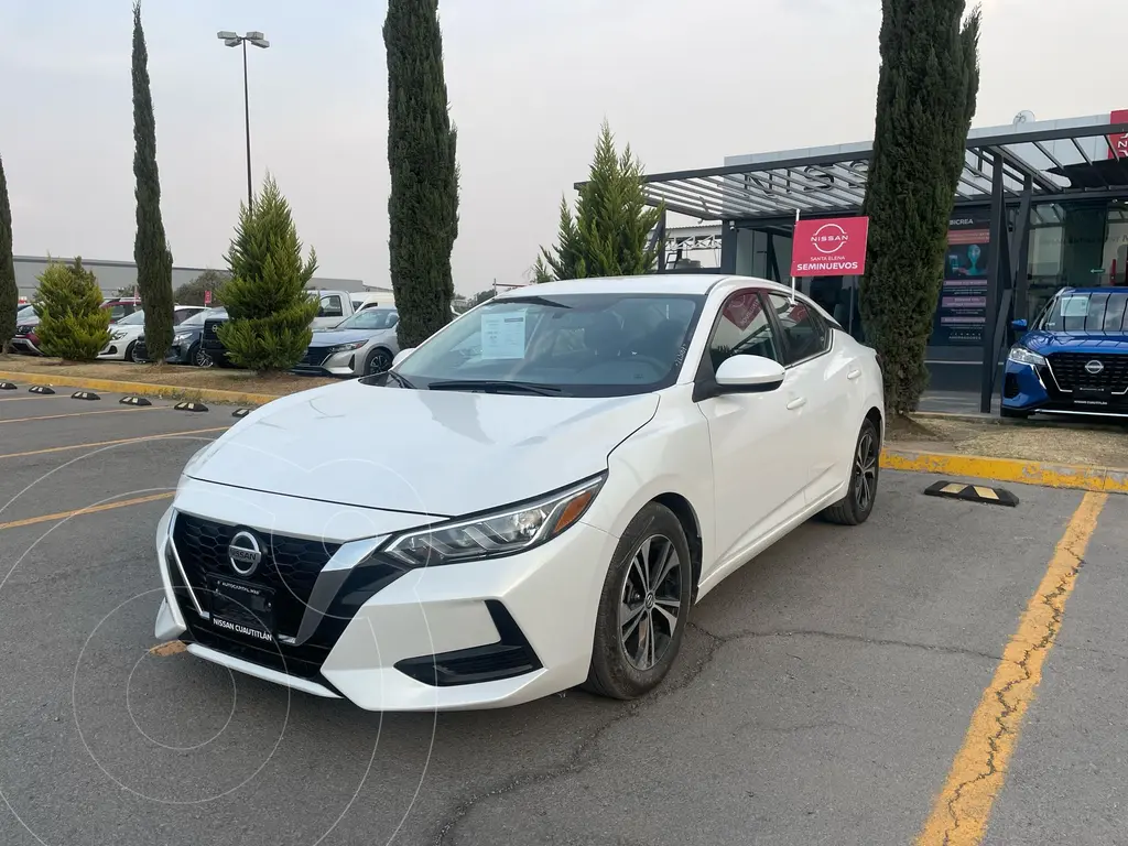 foto Nissan Sentra Sense Aut usado (2022) color Blanco precio $286,900