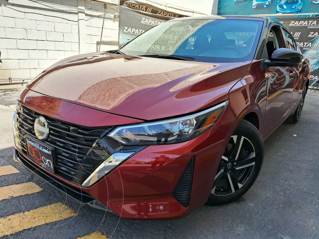 foto Nissan Sentra Advance usado (2024) color Rojo precio $375,000