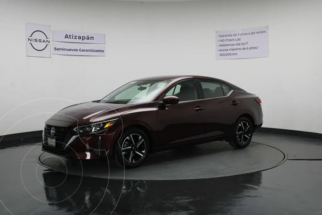 foto Nissan Sentra Advance usado (2024) color Rojo precio $345,000