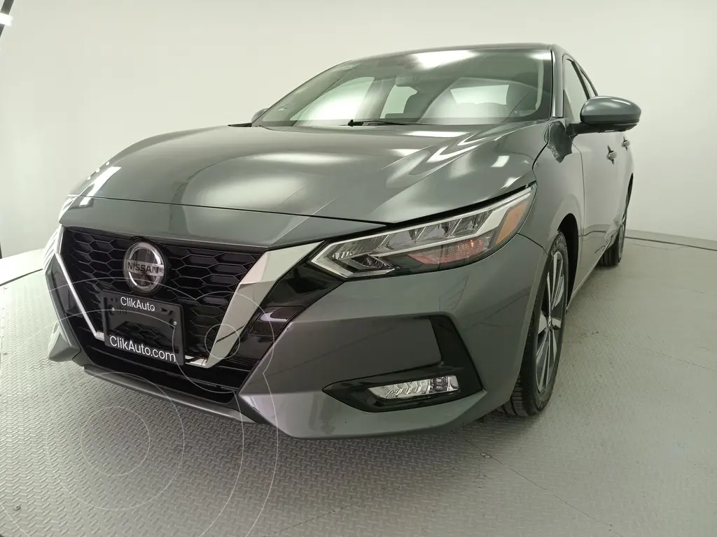 Nissan Sentra Exclusive Aut usado (2020) color Gris Oxford precio 372,000