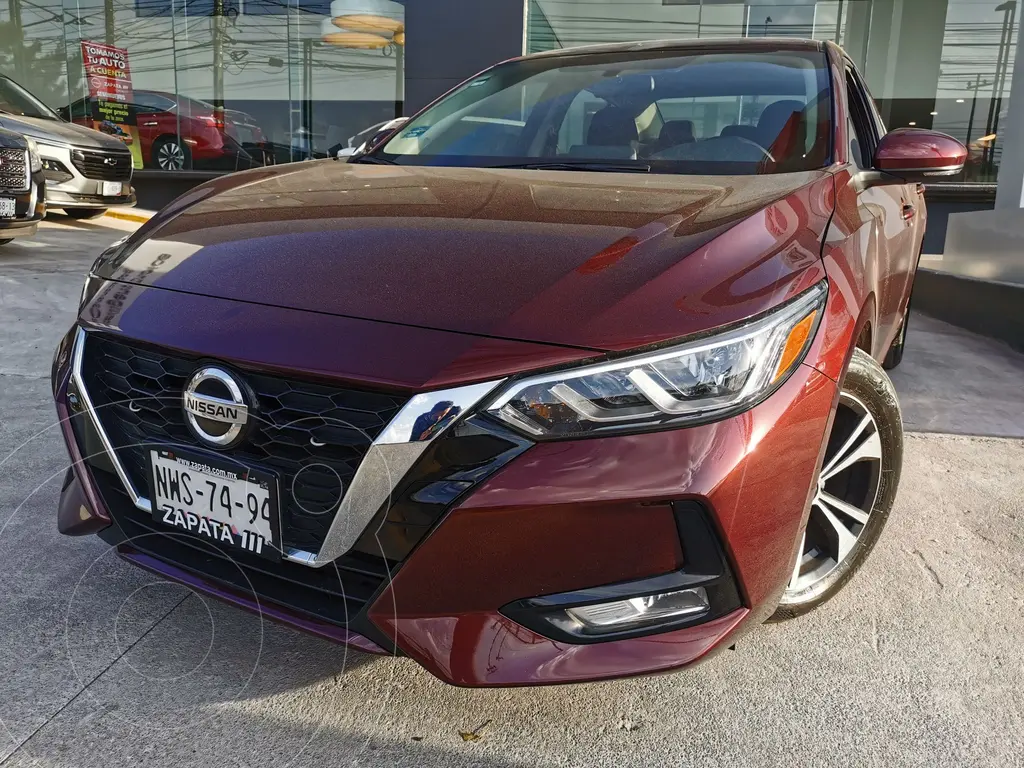 foto Nissan Sentra Advance usado (2020) color Rojo precio $355,000