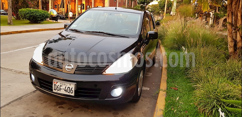 foto Nissan Tiida Sedan 1.6L Confort usado
