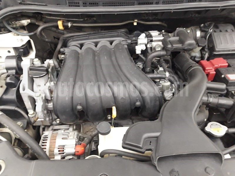 foto Nissan Tiida Sedan Emotion Aut usado
