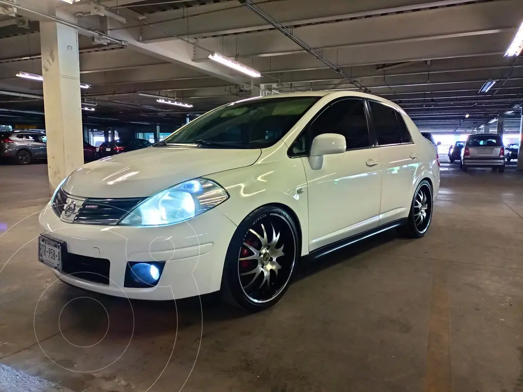 Nissan Tiida Sedan Emotion Aut 2011