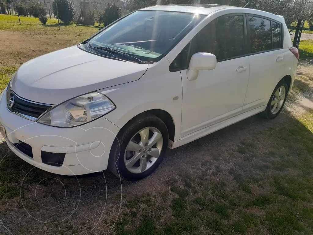 Nissan Tiida Acenta (1798 Cc) 2014 - foto 2