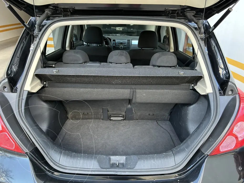 Nissan Tiida Visia (1798 Cc) 2009 - foto 4