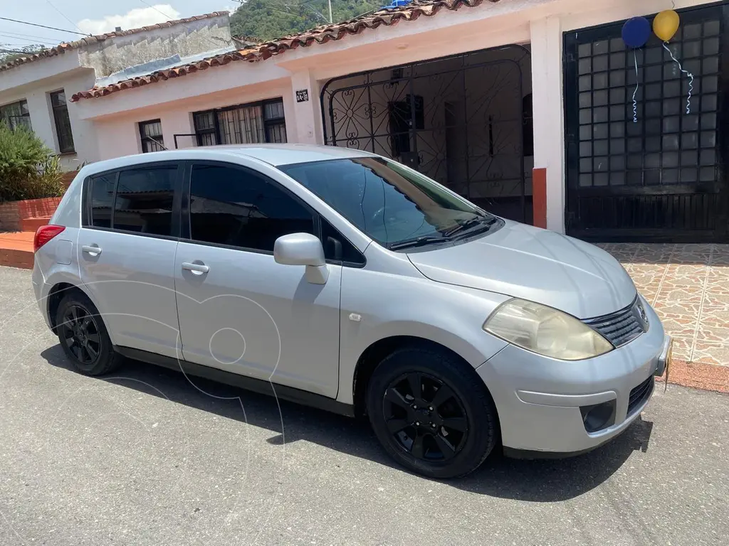 Nissan Tiida 1.8L Emotion usado en Ibagué