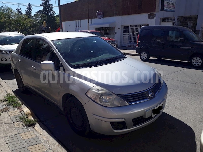 foto Nissan Tiida Visia usado