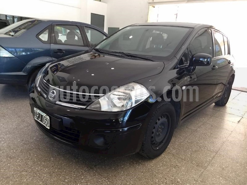 foto Nissan Tiida Visia usado