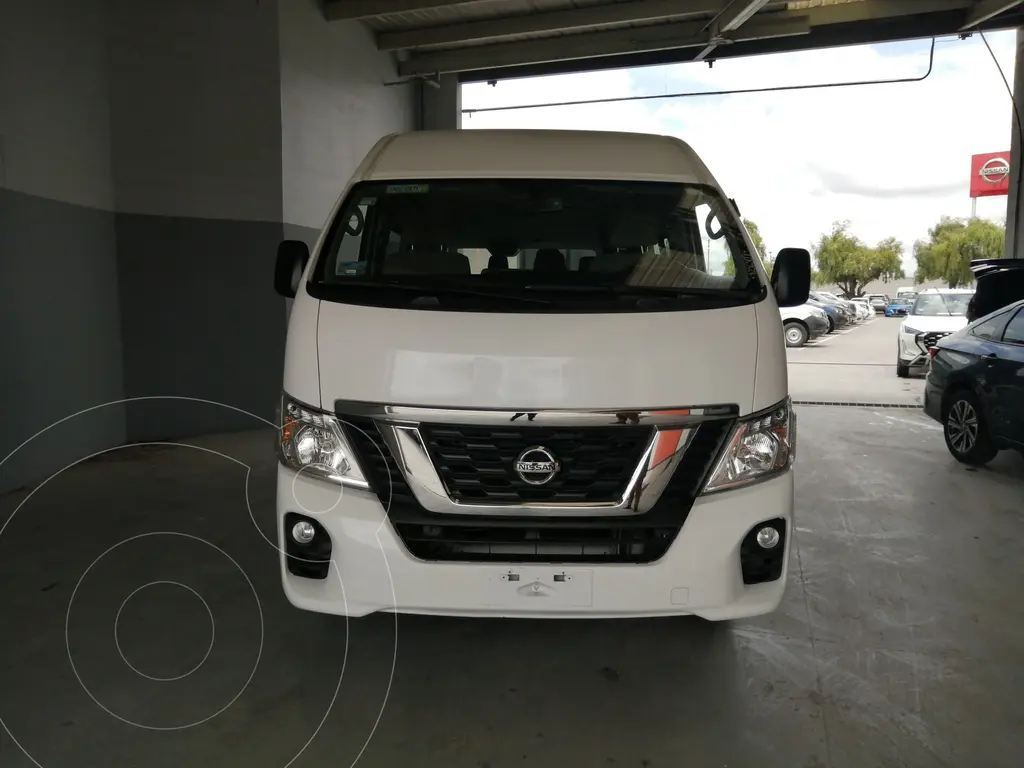 foto Nissan Urvan 15 Pas Amplia Aa Pack Seguridad usado (2020) color Blanco precio $530,000