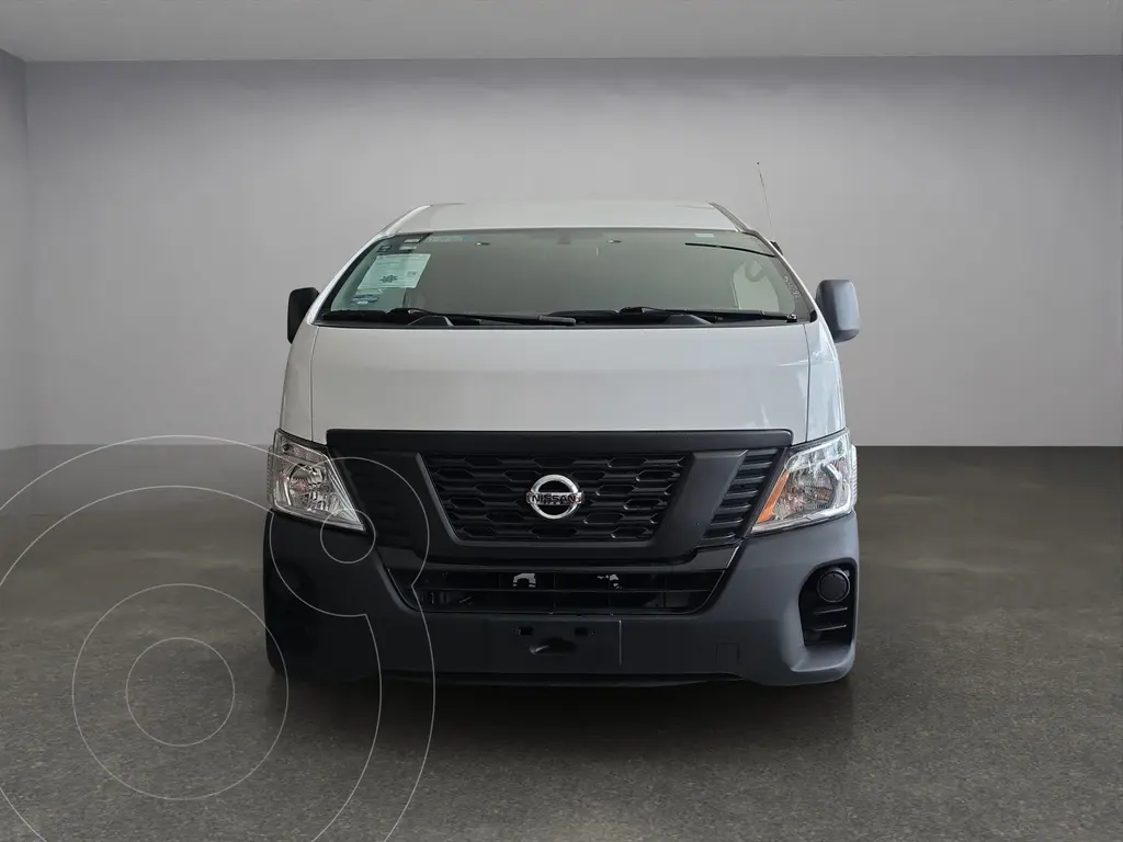 foto Nissan Urvan Panel Ventanas Amplia usado (2022) color Blanco precio $485,000