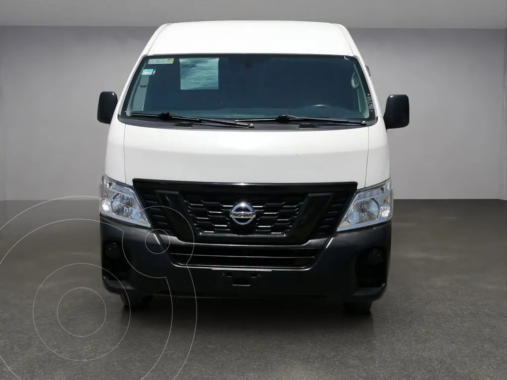 foto Nissan Urvan Panel Ventanas usado (2020) color Blanco precio $460,000