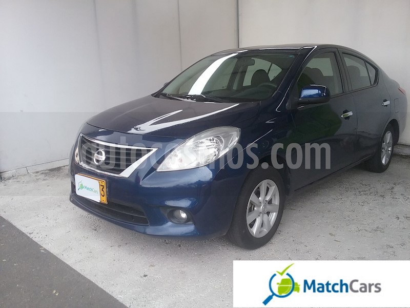 foto Nissan Versa Advance Aut usado