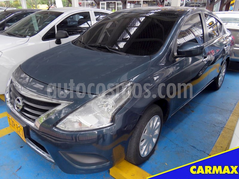 foto Nissan Versa Advance Aut usado