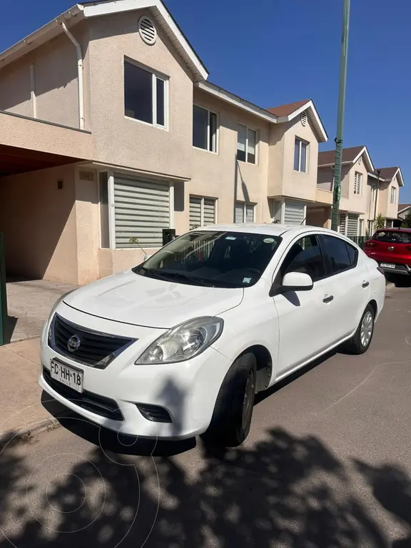 Nissan Versa 1.6L Sense Aut