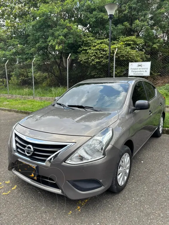 Nissan Versa Sense usado en Pereira