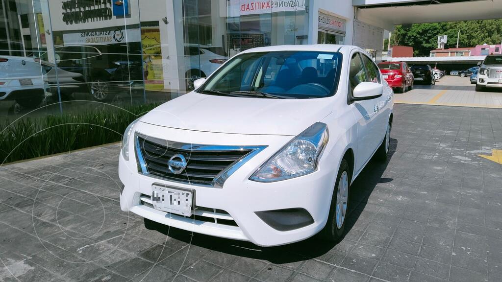 foto Nissan Versa Sense Aut usado (2018) color Blanco precio $195,000