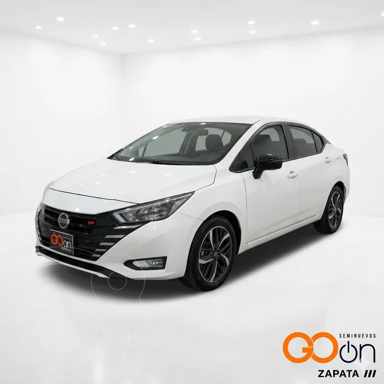 Nissan Versa SR 2024